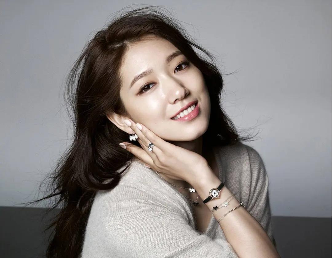 娱乐圈的屁股鼻尖：张国荣隐约可见，朴信惠像小猪鼻，马天宇明显