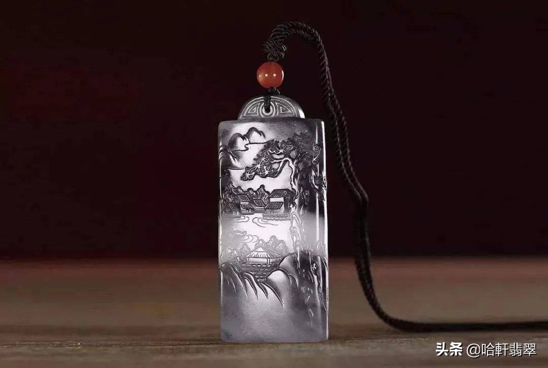 翡翠拍卖翡翠价格,拍卖上亿的翡翠