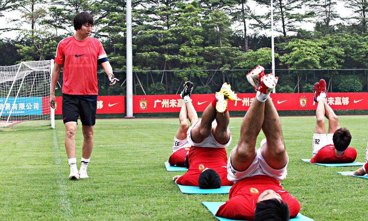 国足李铁带队的比赛,李铁执教国足阵容