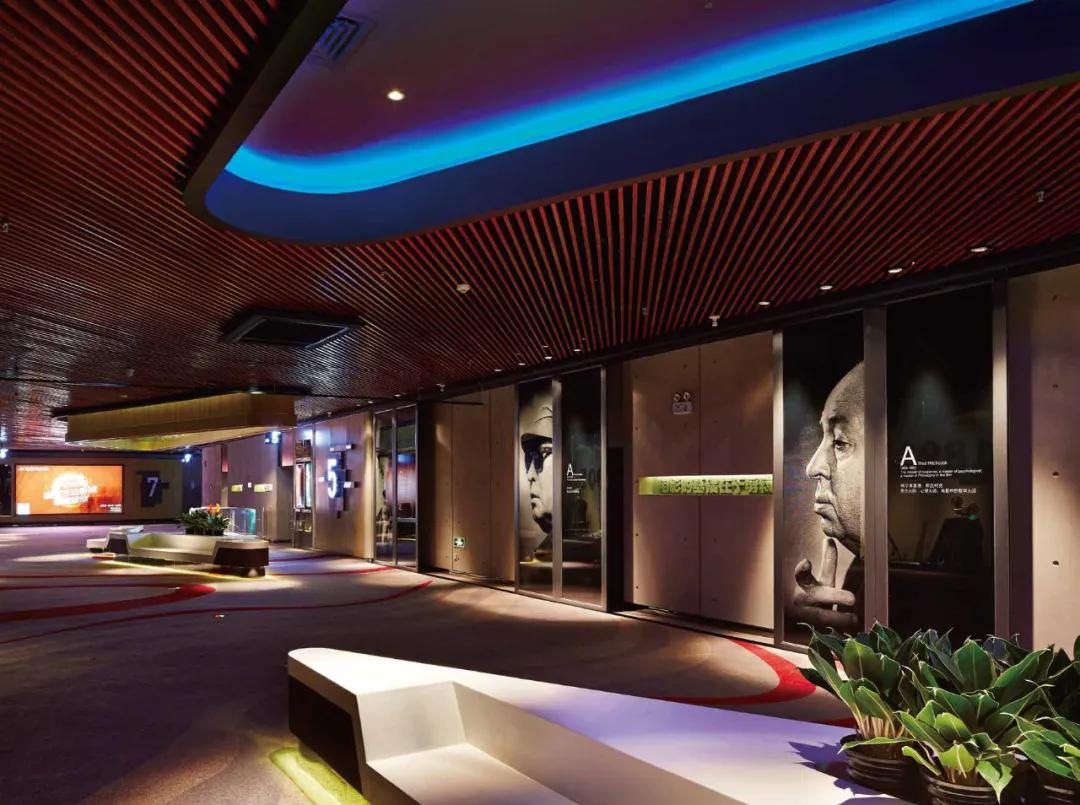 以前的万达影城,来万达影城看电影过大年的说说