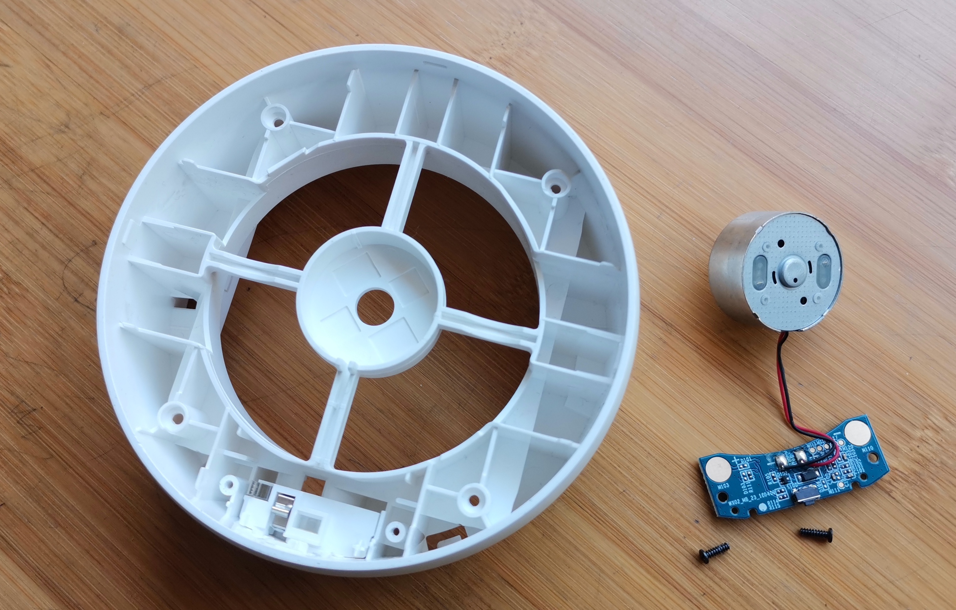 夏日必备驱蚊神器,拆解米家驱蚊器