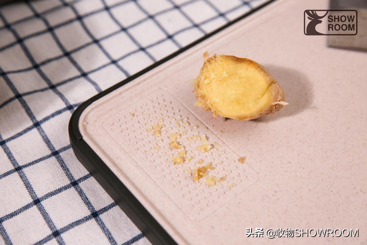 切菜板刚买回来要怎样做,刚买的切菜板需要做哪些