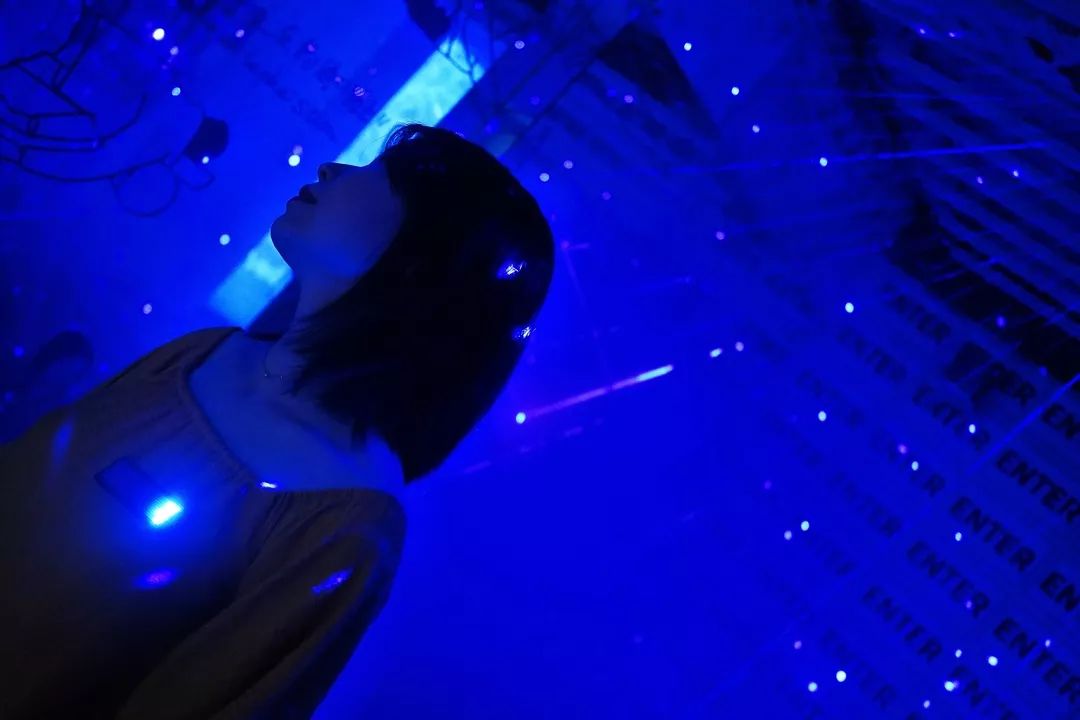 当心断缆警示标志,断片前有什么预警