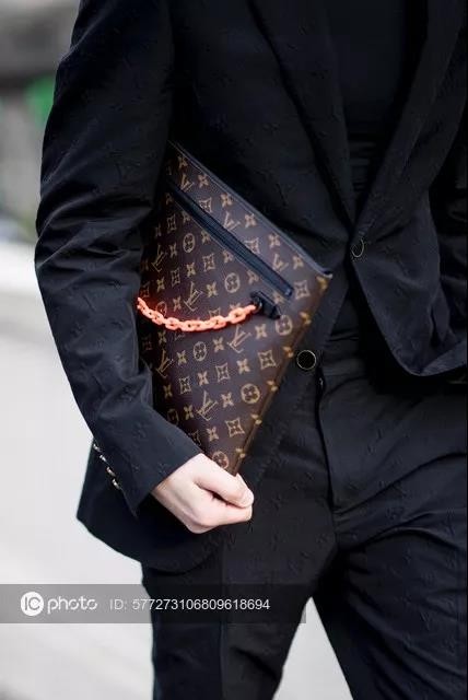 男生雄性荷尔蒙爆棚,雄性荷尔蒙爆表的男性