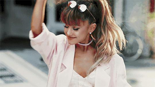 闻香识女人有什么特别的么,闻香识女人告诉我们的道理