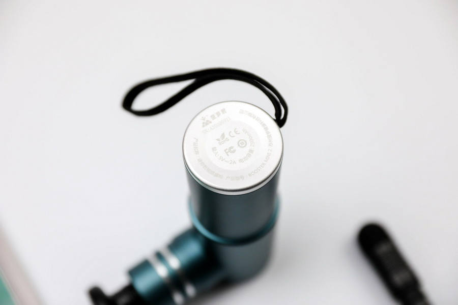 菠萝君筋膜枪高频震动,筋膜枪新二代黑科技按摩神器