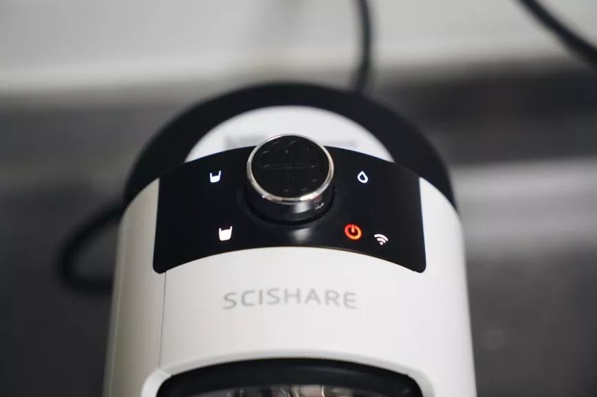 胶囊咖啡机哪款最好,想买咖啡机买便宜的还是贵的好