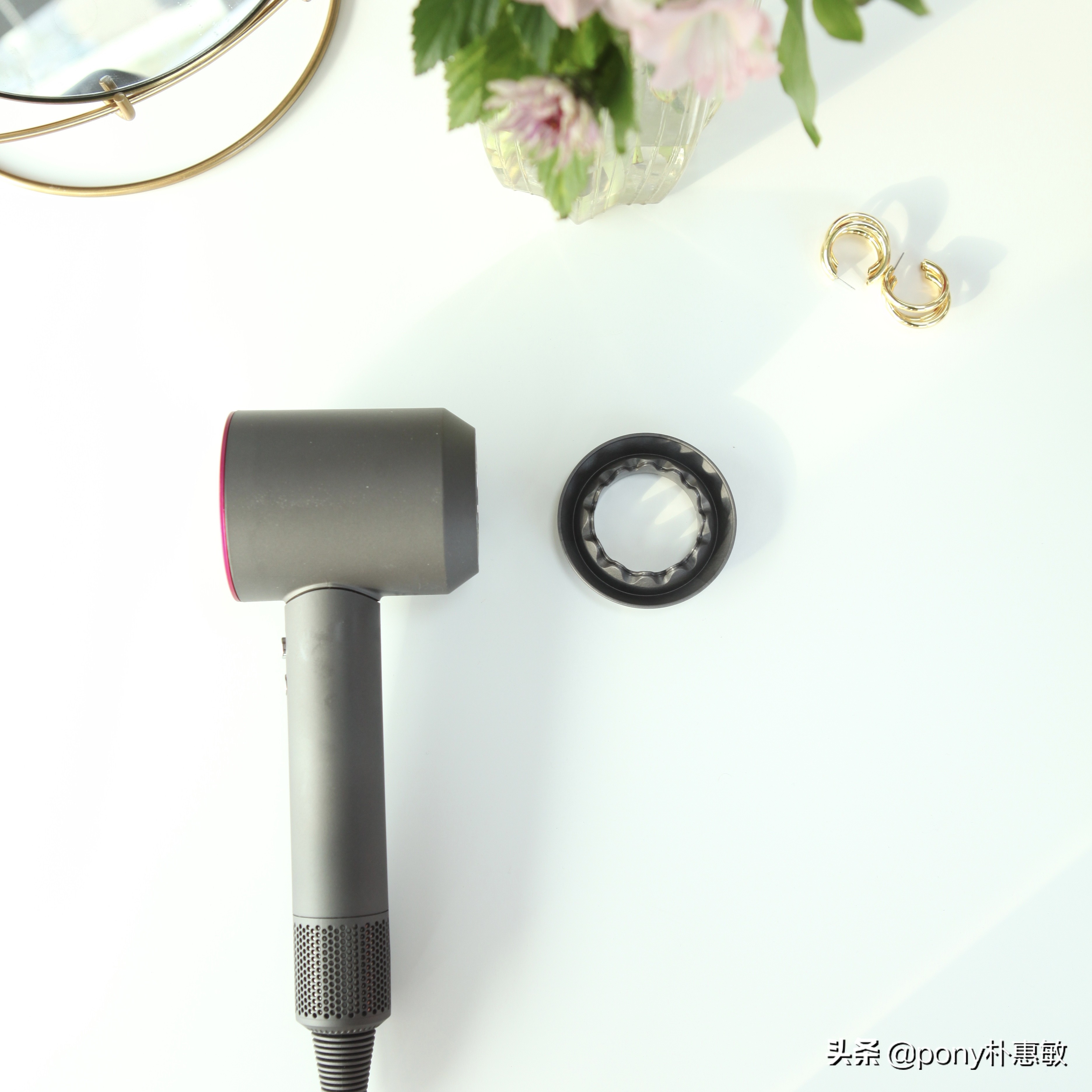 看潮流穿搭博主,瞧瞧时尚博主的个性穿搭