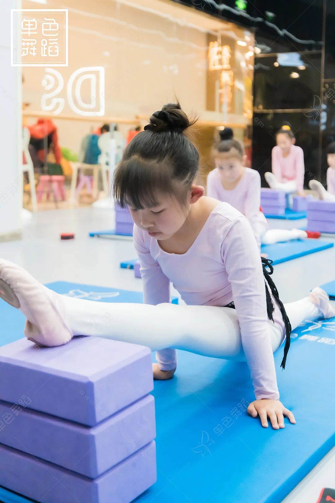 教孩子学习舞蹈专业有前途吗,少儿学什么舞蹈更有发展前途