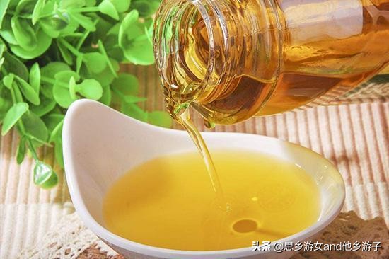 食用油的热量与碳水化合物,食用油的热量是红糖的几倍