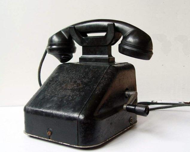 老式电话使用前为什么摇几下,旧手摇电话机摇不出电怎么回事