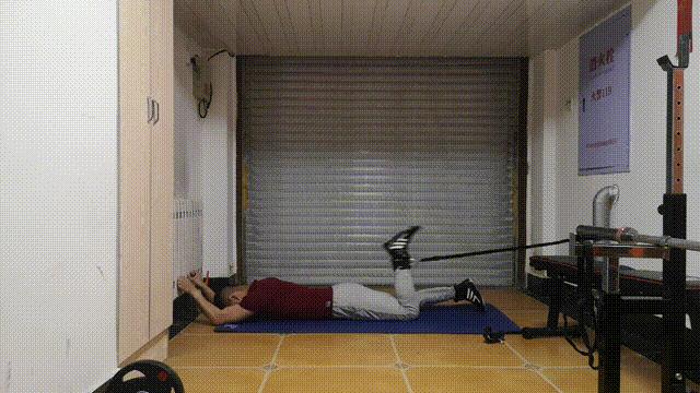 怎么锻炼自己的腘绳肌,篮球下肢力量训练腘绳肌