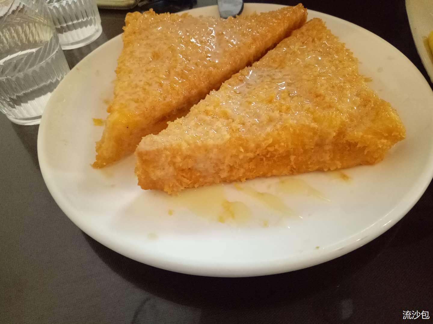 在这里也能吃到法式甜品,在这里也能吃到重庆味道