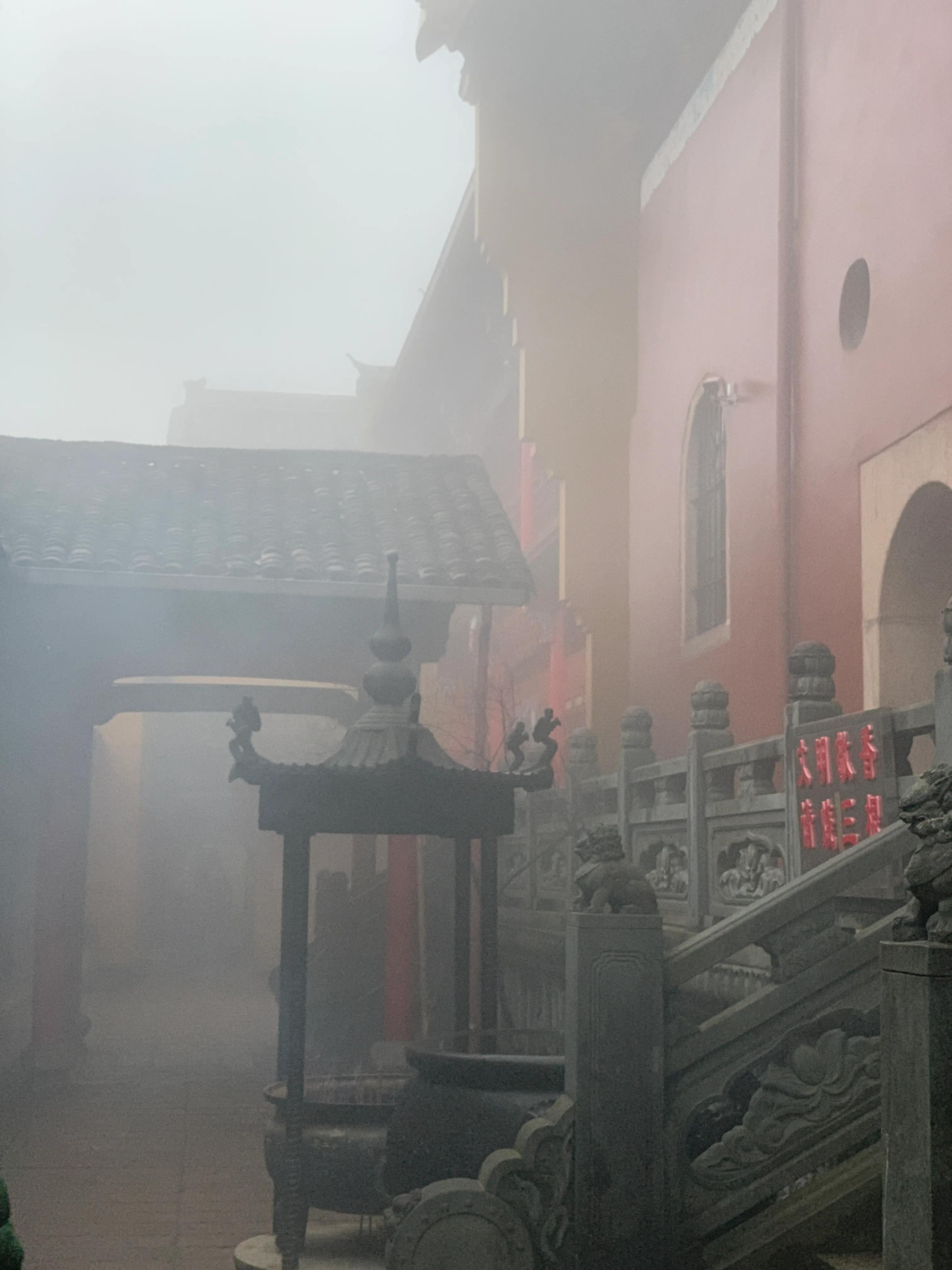 九华山哪条路上山不要门票,九华山那条街叫啥