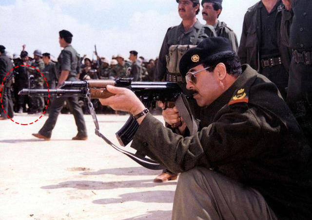 握把和枪托二选一,枪托和手柄哪个好用