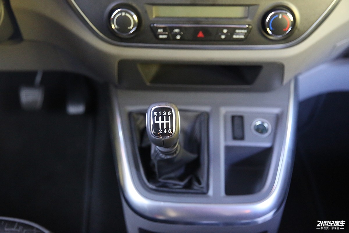 华晨金杯新海狮房车,华晨雷诺金杯海狮王视频