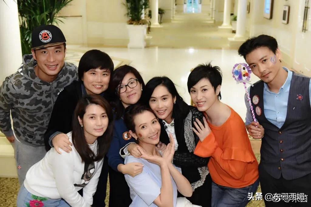 盘点那些“塑料”闺蜜情,塑料姐妹情这样的闺蜜还能要吗