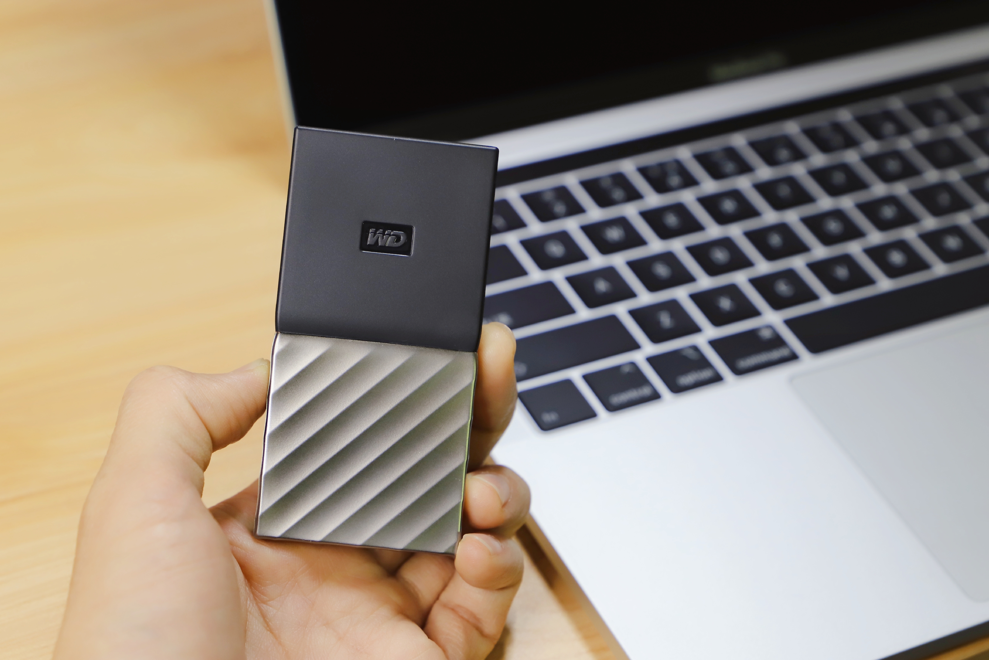 macbookair硬盘扩容,macbookaira1466硬盘扩容