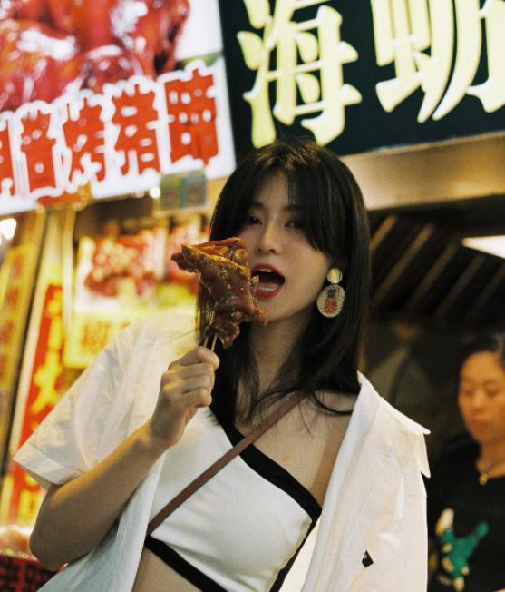 乔欣海边的唯美图片,乔欣海边花絮