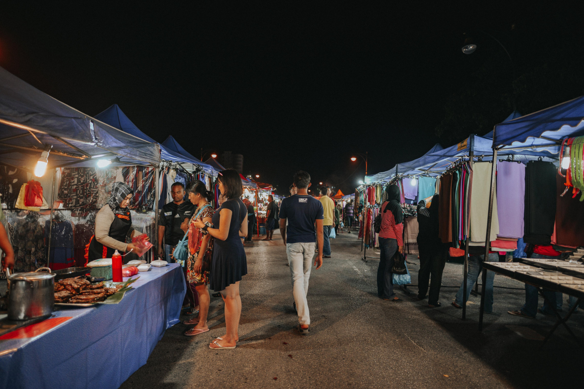 游击战一般的夜市，每天更换不同位置，竟成兰卡威游客最爱的地方