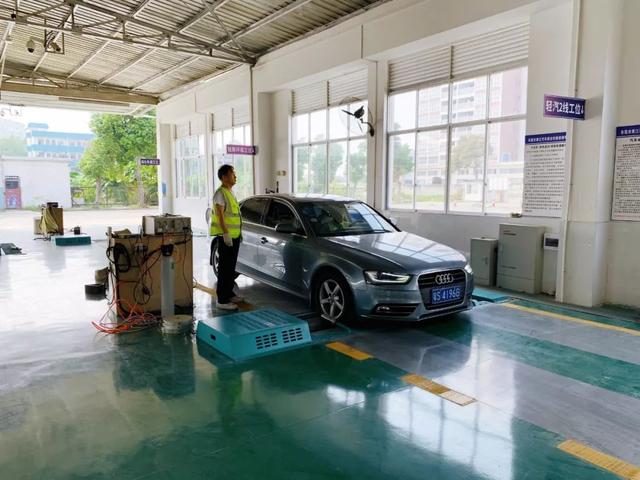 二年新车年审需要什么手续,车辆6年了年审需要哪些手续