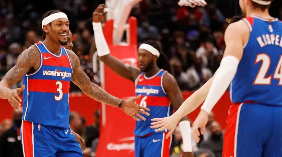 这支东部第一的雄师,湖人看着眼熟吗?