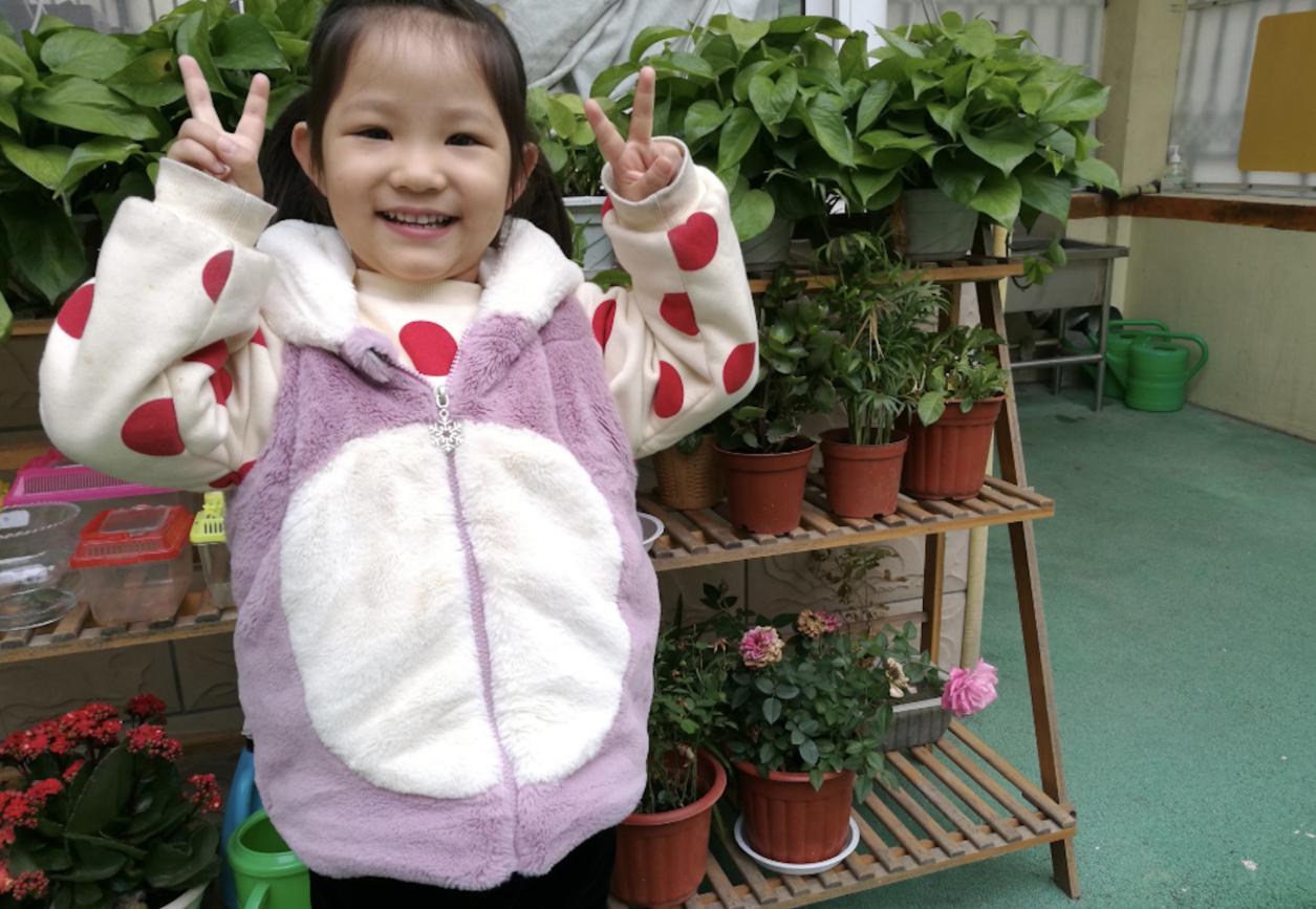 爸爸姓滚给四胞胎取霸气名字,爸爸姓滚给孩子起什么名字好