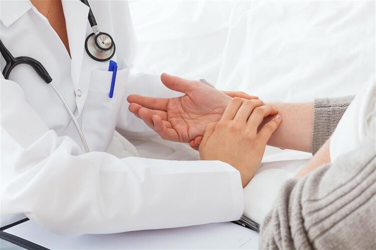 中医教你如何把脉,十分钟让你中医把脉入门非常实用