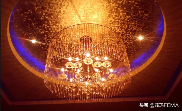 客厅为什么不装水晶吊灯,客厅到底要不要水晶吊灯