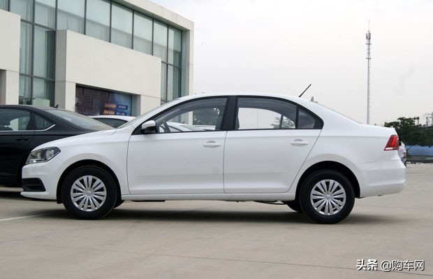 为什么桑塔纳降价这么多,桑塔纳定价18万真实原因