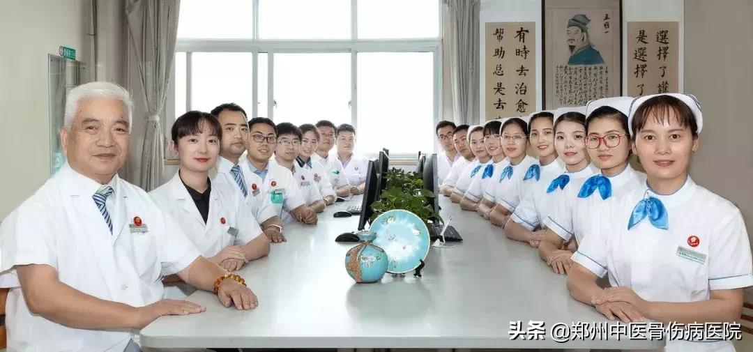 长短腿步态和跳跃性步态,大腿往内旋转纠正步态