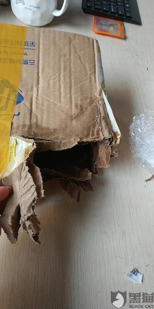 快递员故意破损件到底怎么处理,快递过程中破损快递员问怎么解决