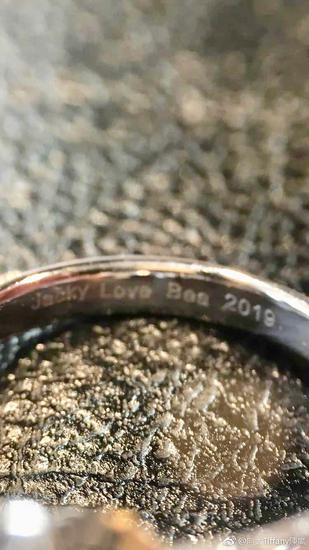 郭碧婷晒钻戒,郭碧婷最好的钻戒