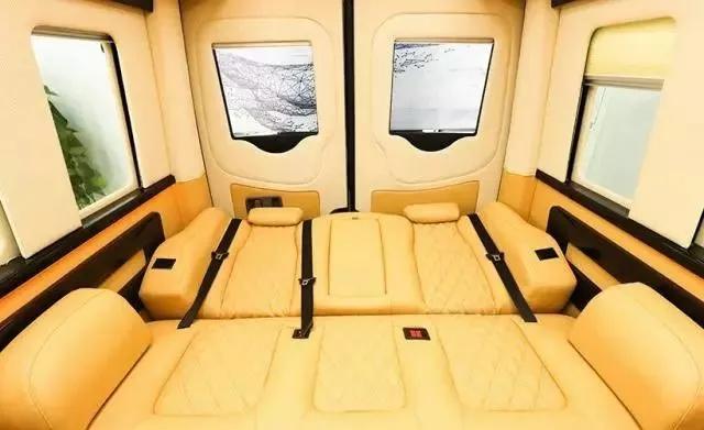 奔驰斯宾特商务车柴油四驱黄牌,奔驰斯宾特商务车9座客车蓝牌