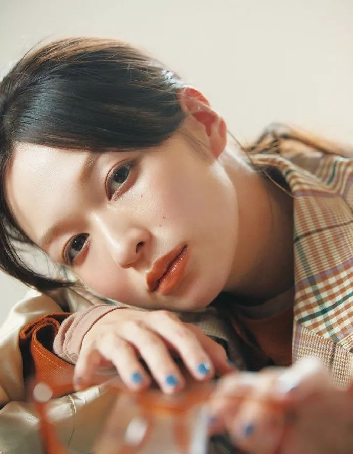 哇哦！这位“日杂美妆一姐”原来已经是当妈的人了？