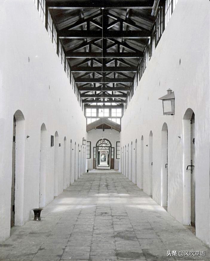 1919年的北京监狱，绞刑架阴森恐怖，囚犯并非面目狰狞