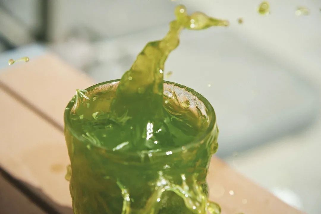 luckincoffee瑞幸咖啡生椰拿铁,复刻瑞幸生椰丝绒拿铁