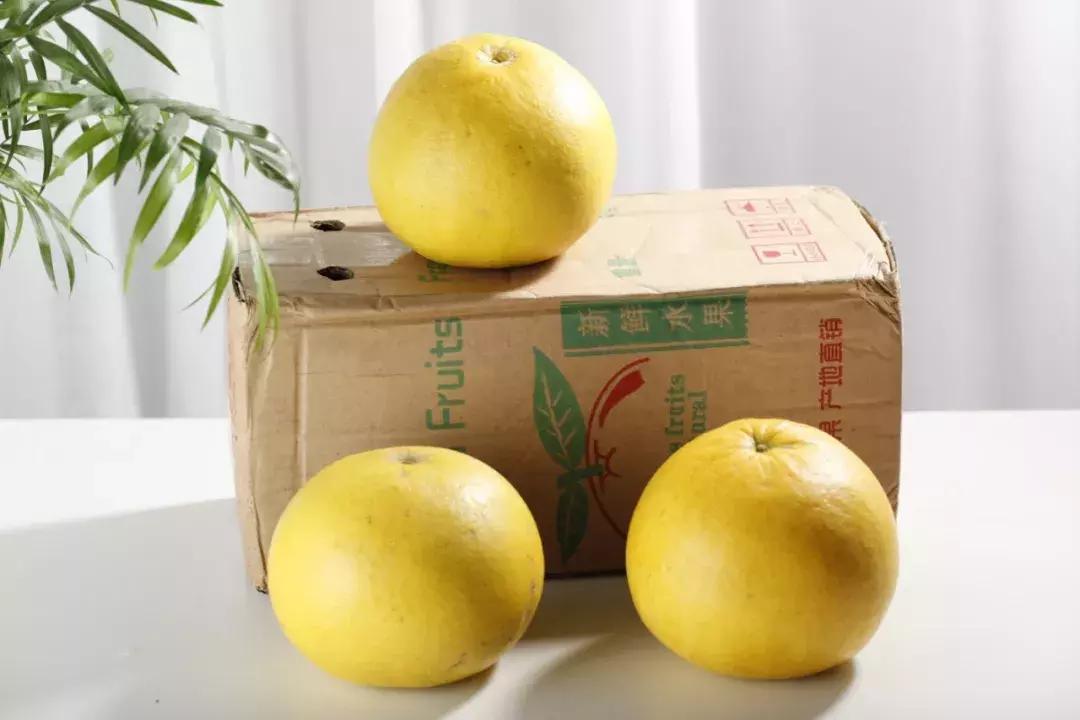 纯甜柚子9.9,应季水果柚