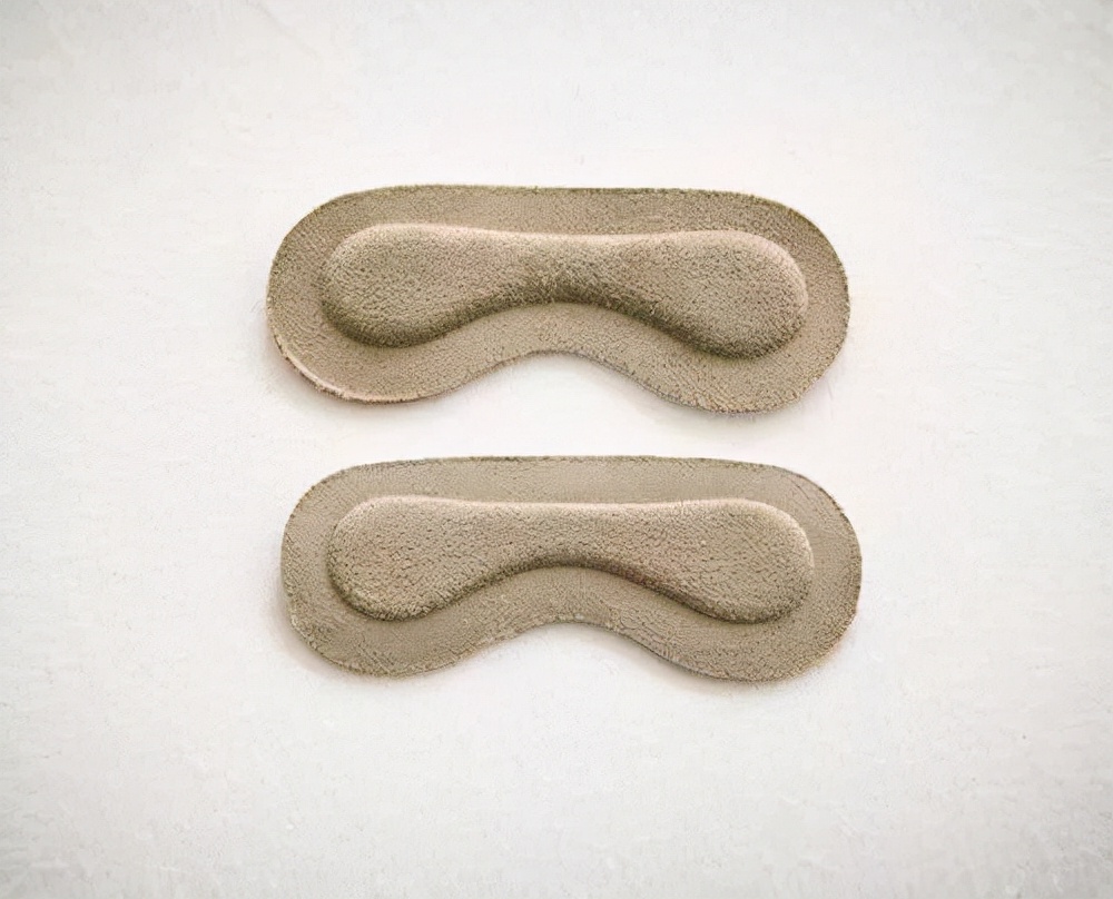 四种鞋子最伤脚,不伤脚的穿鞋方法