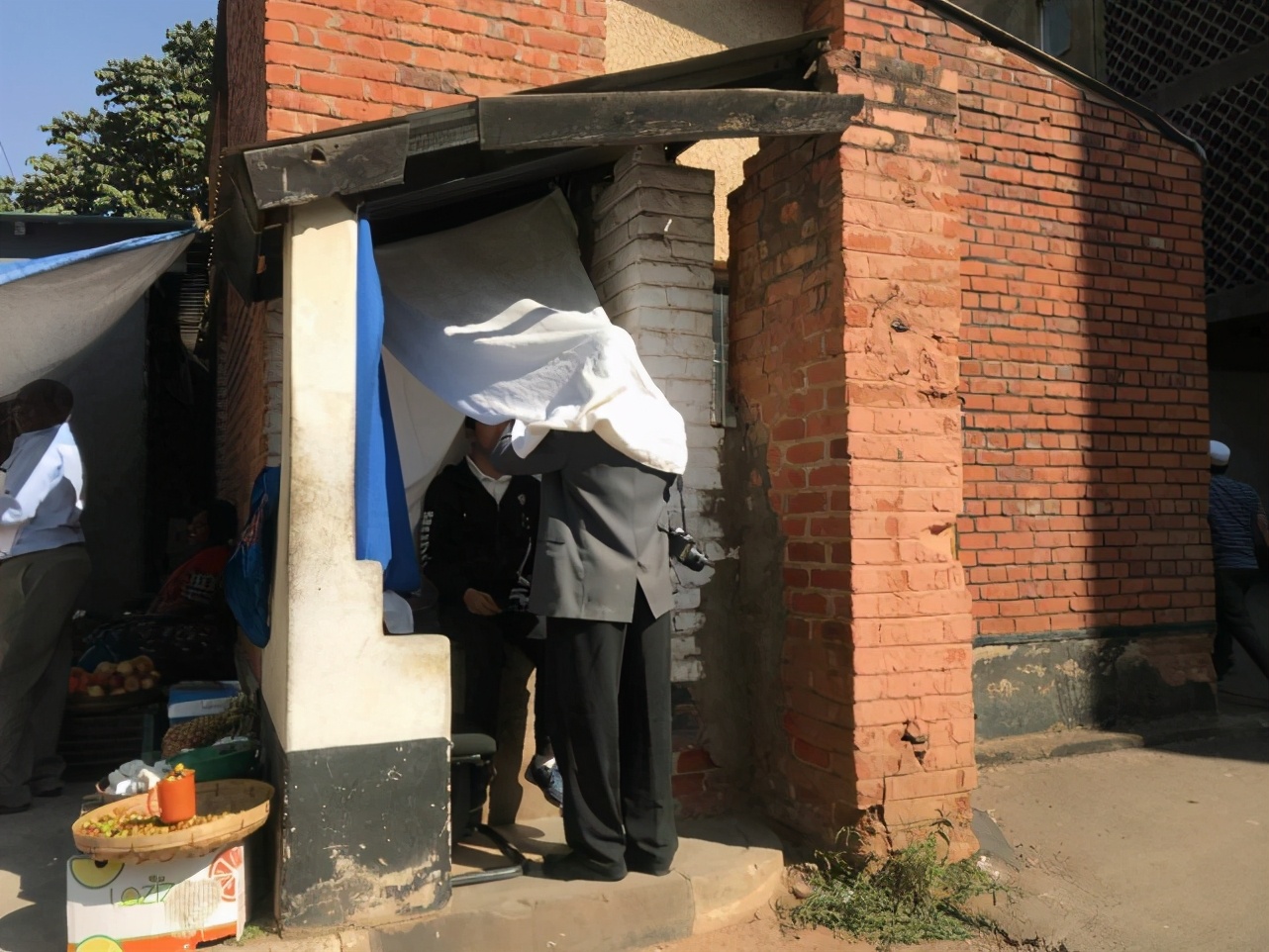 我在非洲赞比亚做工程，告诉你当地百姓的真实生活