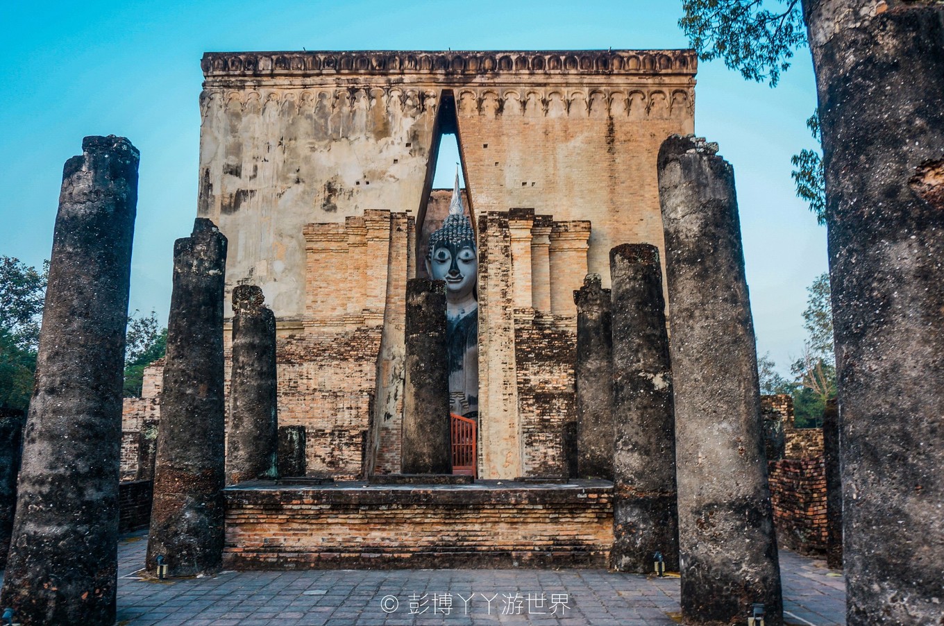 泰国千年古城大城府,泰国吴哥窟和柬埔寨吴哥窟