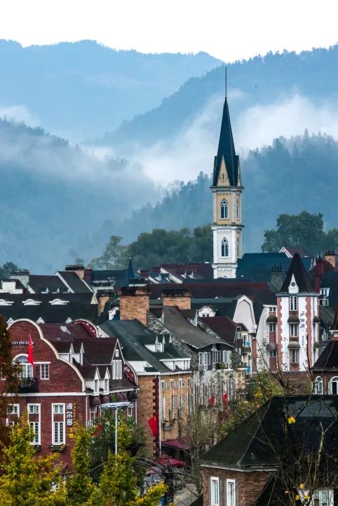 成都周边小镇最安静舒适的小镇,成都周边异域风情小镇