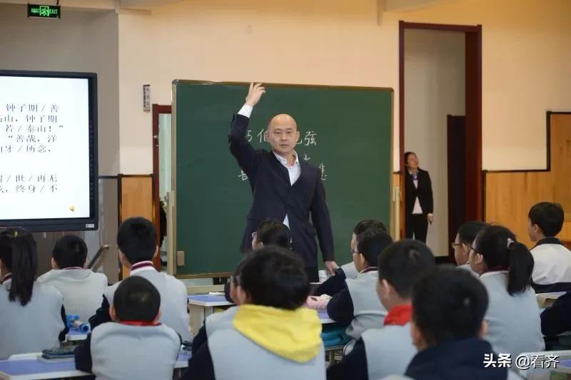 齐齐哈尔小学2022年阳光分班,齐齐哈尔小学为啥不分科教学