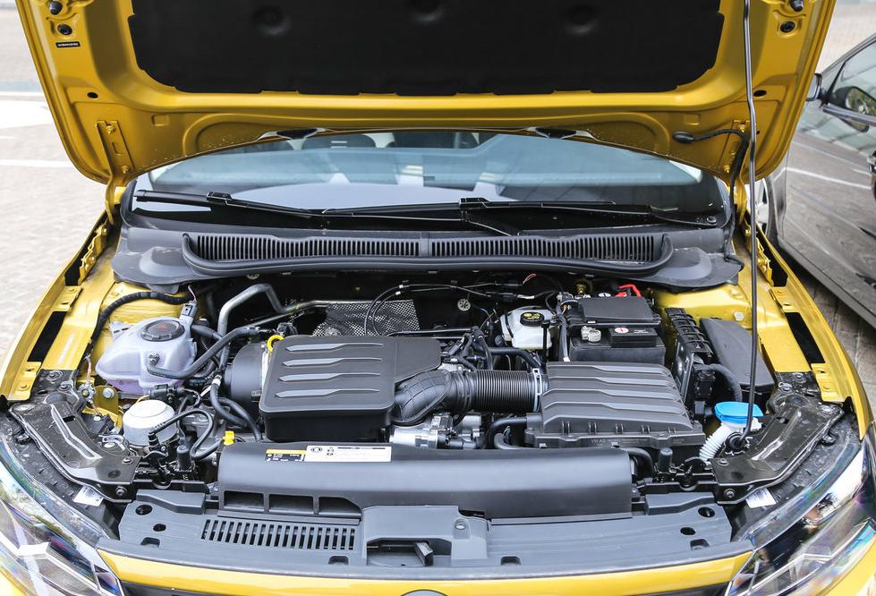 大众菠萝polo2024落地多少钱,polo汽车为什么叫菠萝