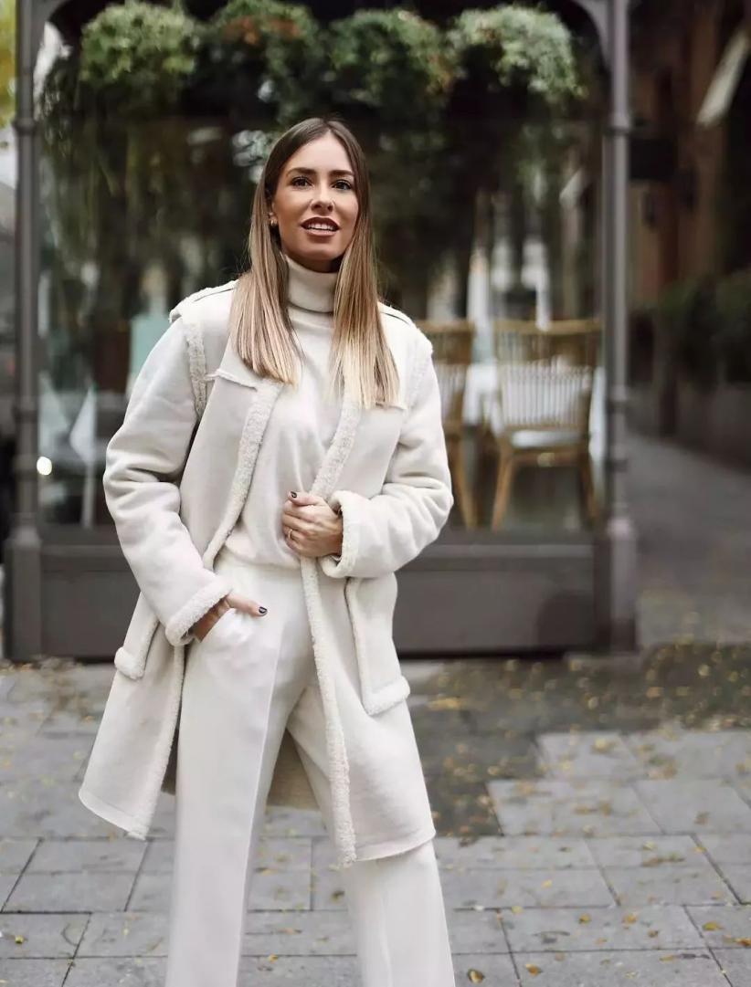 真正见过大世面的人这样穿阔腿裤,今年流行的小脚裤怎么搭配