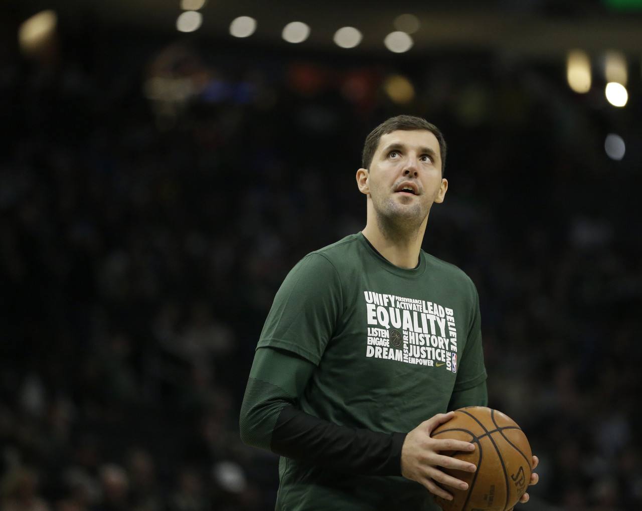 黑山波黑分不清？男篮都不弱，有的成了全明星，有的成了篮协主席