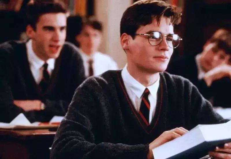 17岁男孩跳桥自杀事件后续,17岁男孩跳桥5分钟完整视频