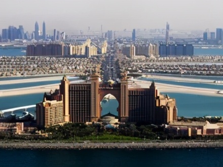 阿联酋是什么样的国家,阿联酋是一个富饶的国家吗