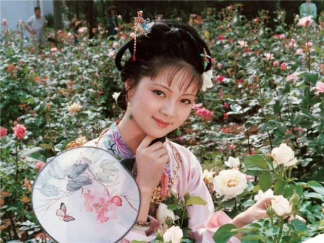 薛宝钗给林黛玉的药方,薛宝钗送林黛玉珍贵食物