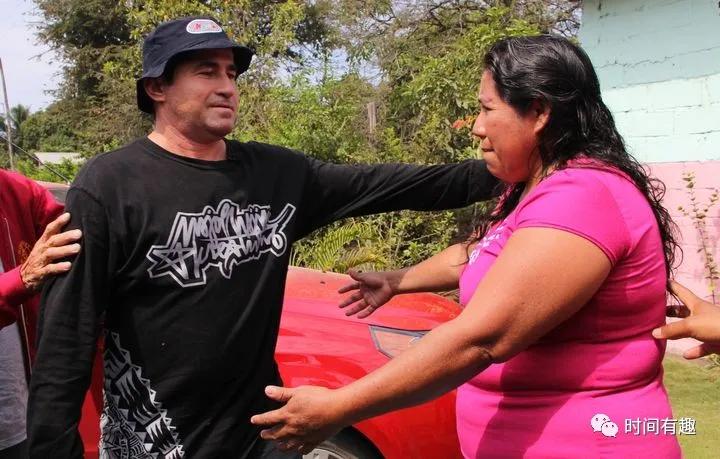 励志：我是怎么在海上漂泊438天奇迹生还并被质疑吃了同伴的？